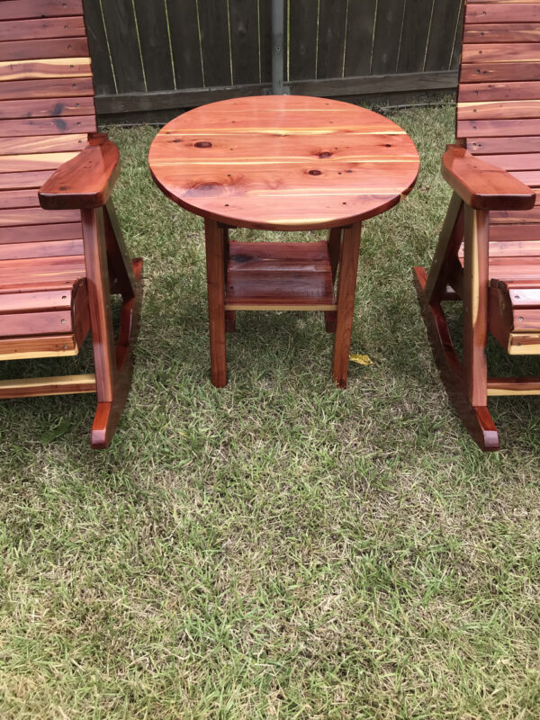 ROUND TABLE RED CEDAR